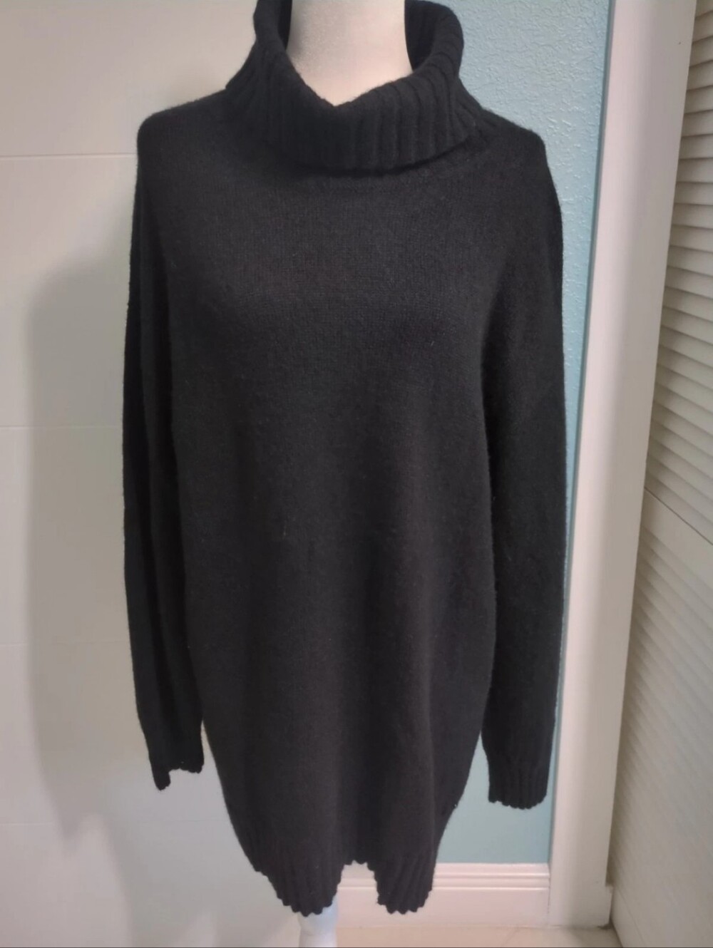 Peruvian Connection Black Women's Ribbed Turtleneck Baby Alpaca Tunic Sweater L